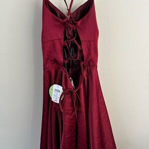 Sonya satin dress in burgundy size xs from Windsor